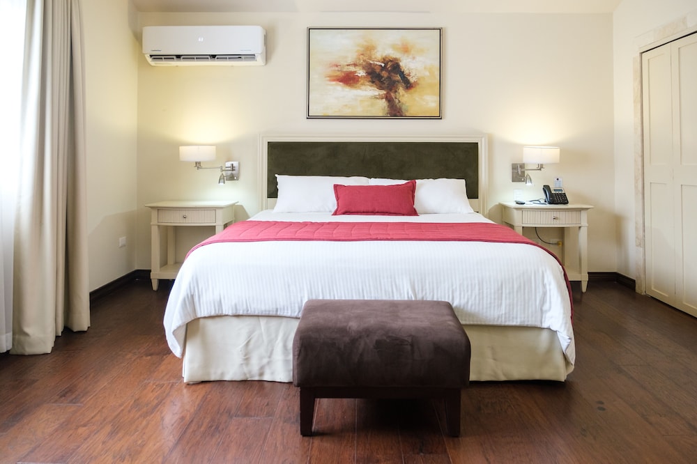 Presidential Single Room, 1 Large Twin Bed