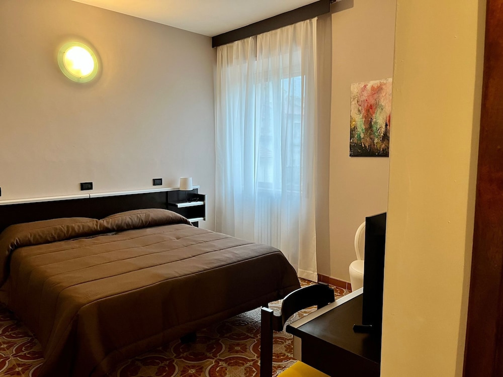 Basic Single Room photo 1