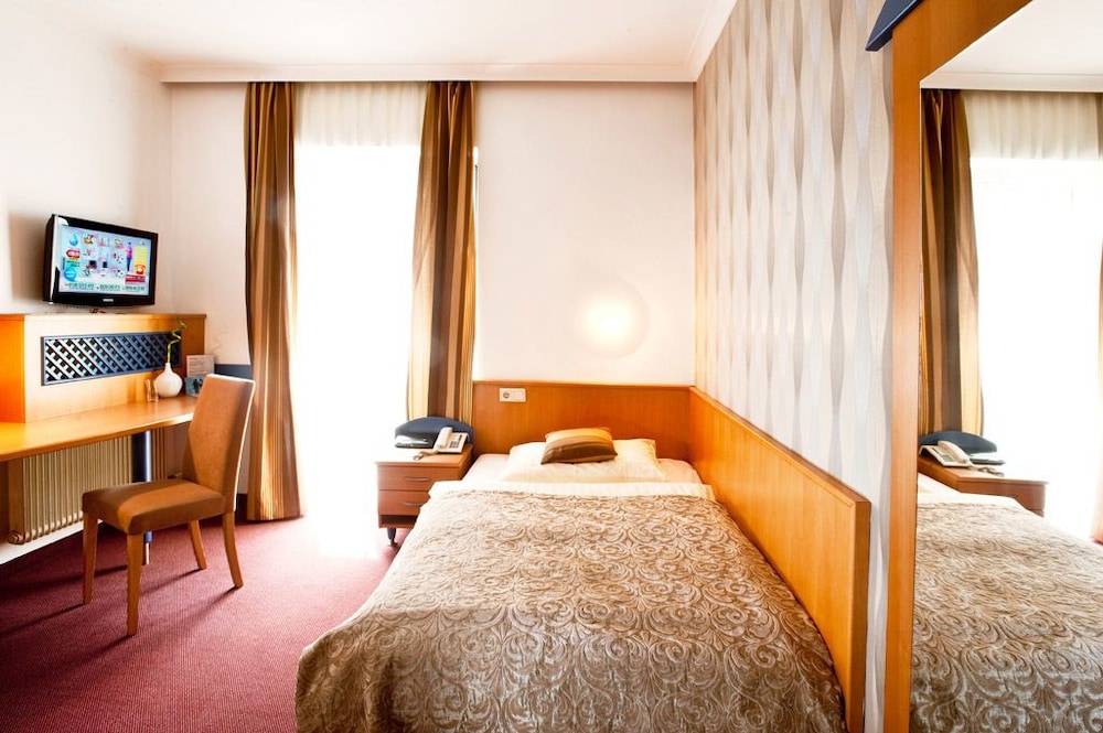 Single Room photo 1