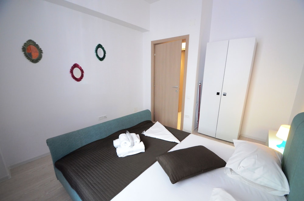 Apartment - Ground Floor 2 photo 2