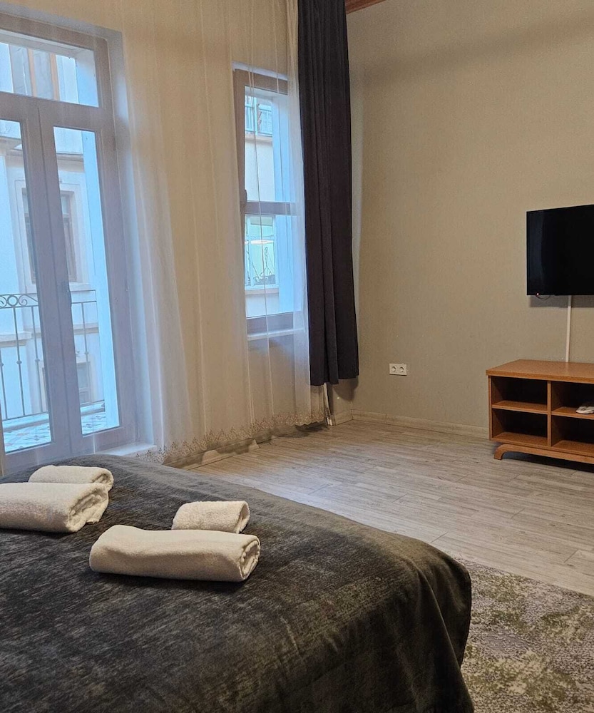 Superior Double Room, City View photo 2