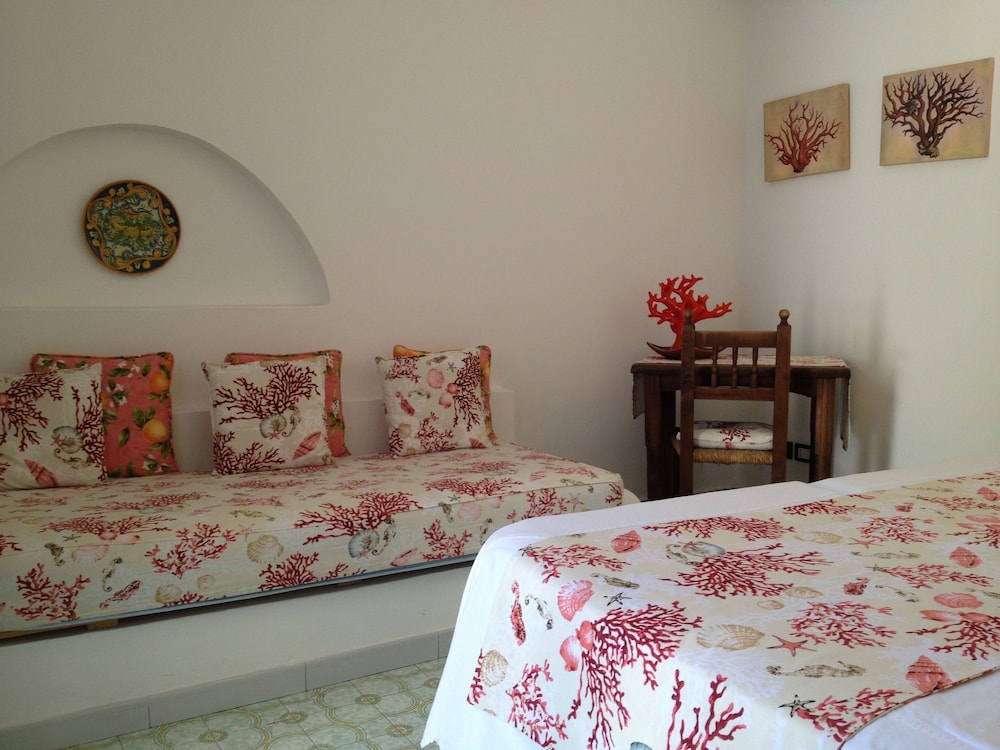 Classic Room, 1 Double or 2 Twin Beds photo 3