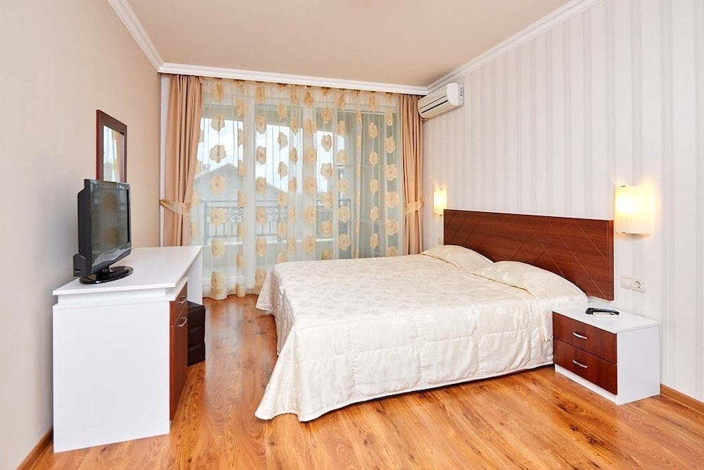 Comfort Apartment, 1 Bedroom, Park View photo 2