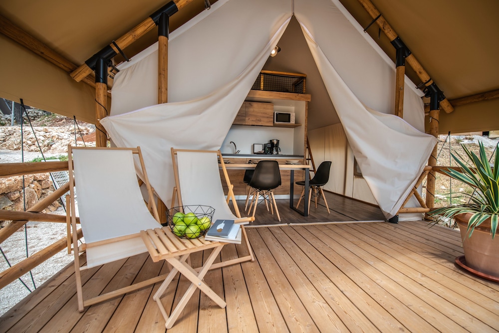 Safari Tent, 2 Bedrooms (2+2) thumbnail 5