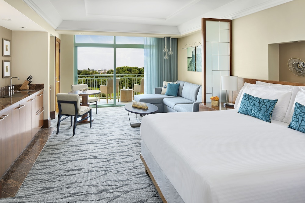 Two Bedroom Harbor Suite