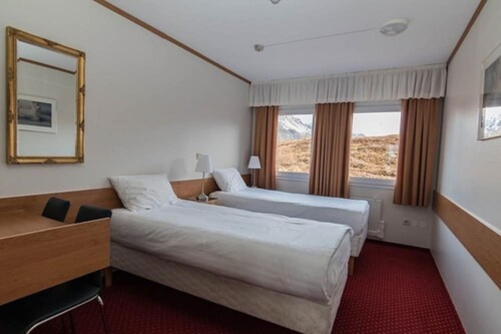 Twin Room - Photo 2