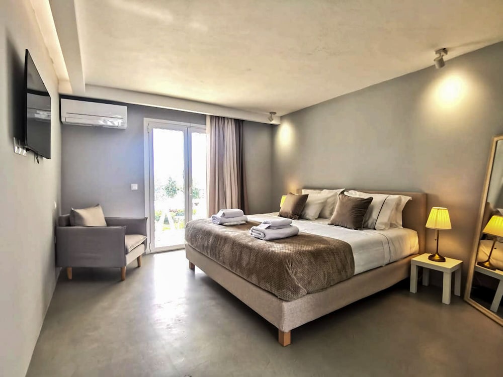 Queen Suite Sea View photo 2
