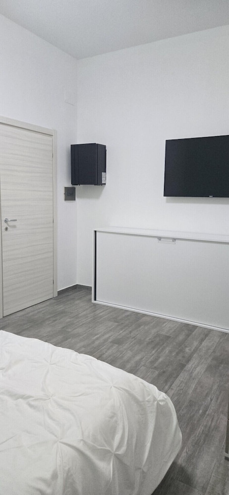 Emerella Luxury Suite Room 1 photo 2