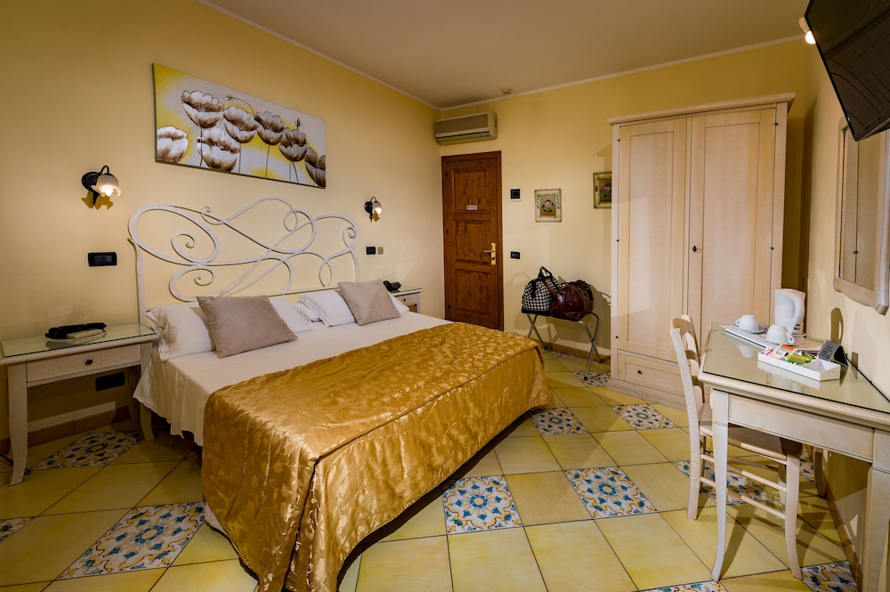 Classic Room - Photo 4