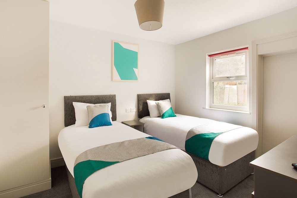 Classic Twin Room, Accessible, Ensuite photo 1