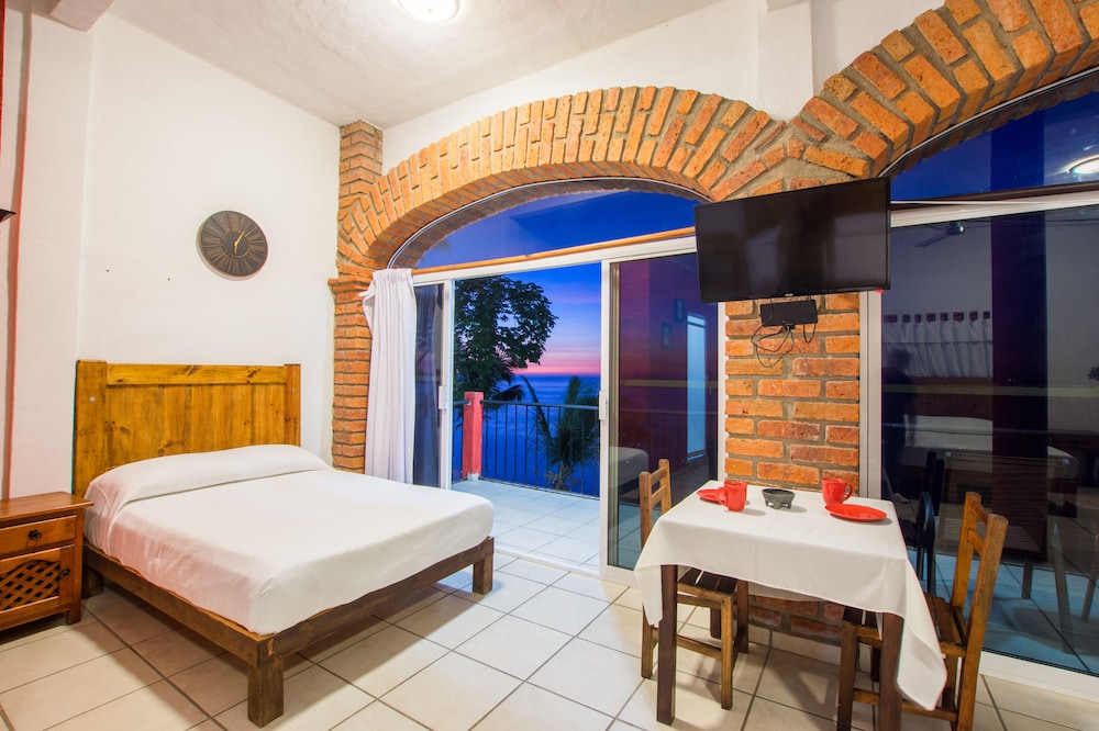 Grand Room, 2 Double Beds, Non Smoking, Ocean View