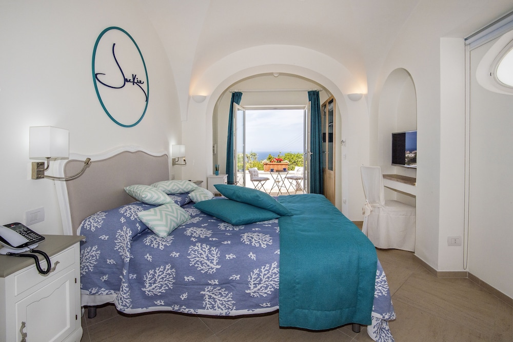 Junior Studio Suite, Terrace