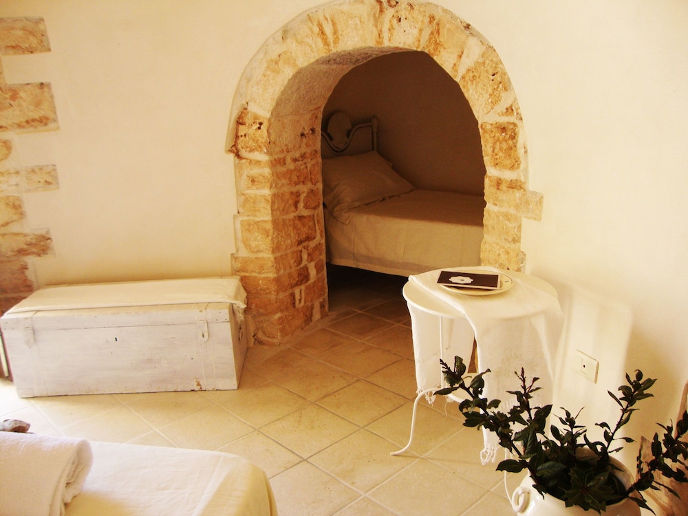 Romantic Suite, Pool View photo 2