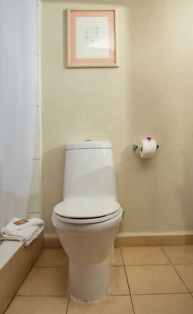 Deluxe Room, Ocean View - Photo 5