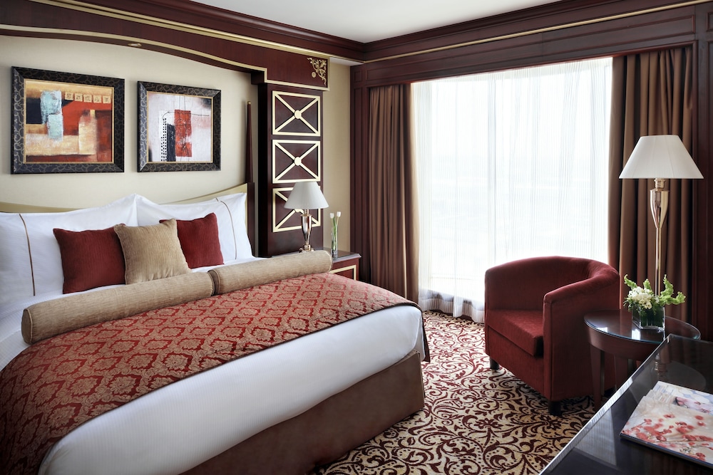 Business Suite, 1 King Bed