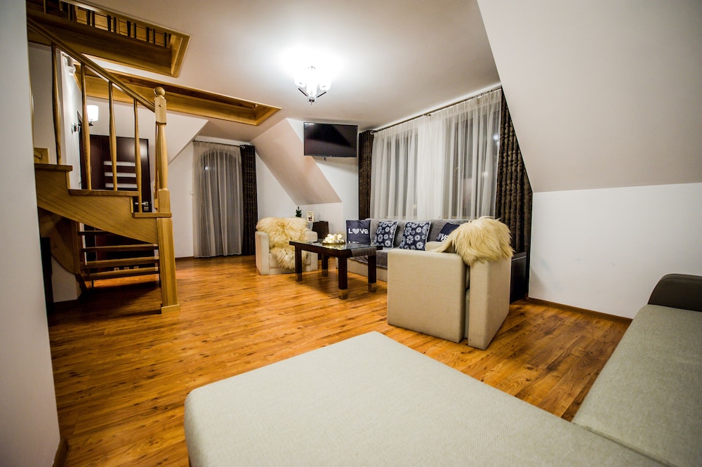 Family Studio