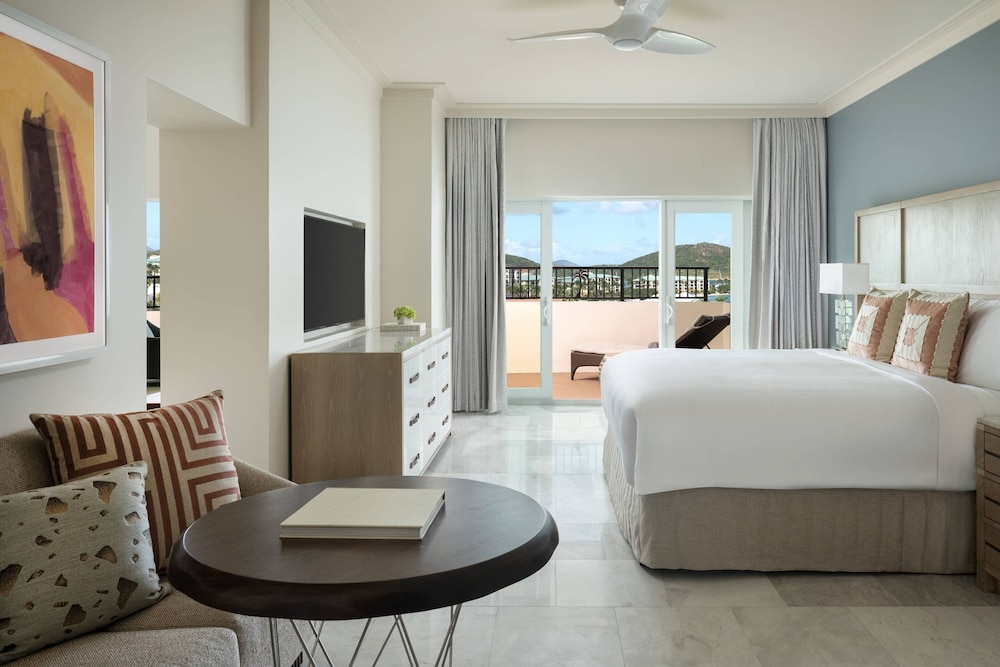 Executive Suite, 1 King Bed with Sofa bed - Photo 5