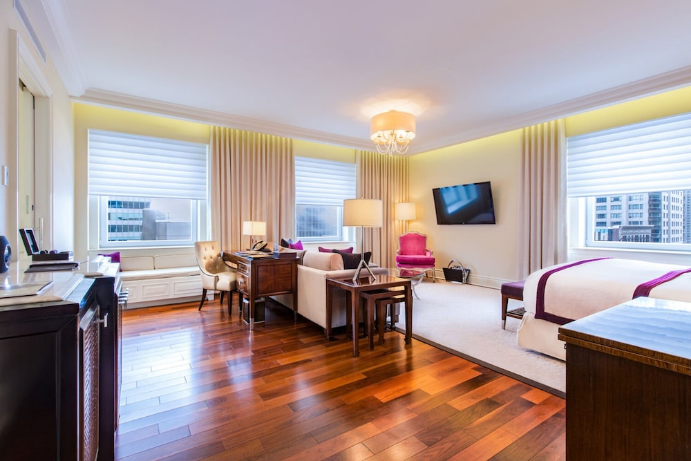 Junior Suite, 1 Bedroom thumbnail 5