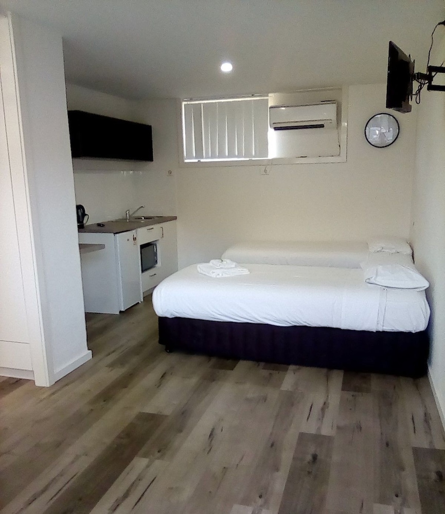 Standard Double or Twin Room, 2 Twin Beds photo 1