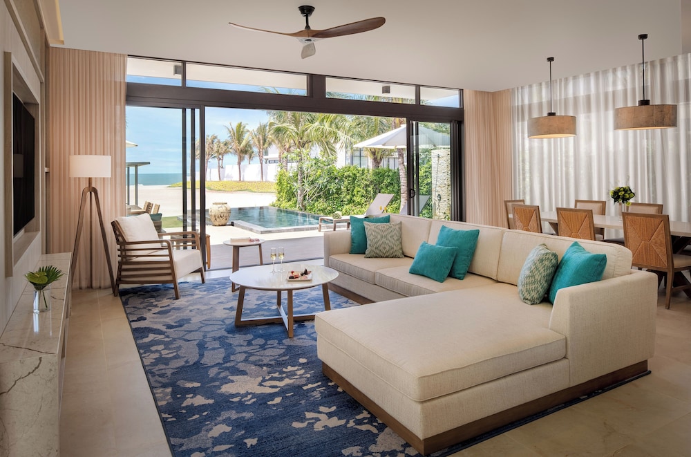 The Level 2-Bedroom Oceanfront Pool Villa - Photo 1