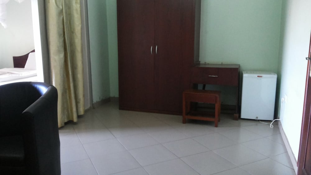 Business Suite photo 2