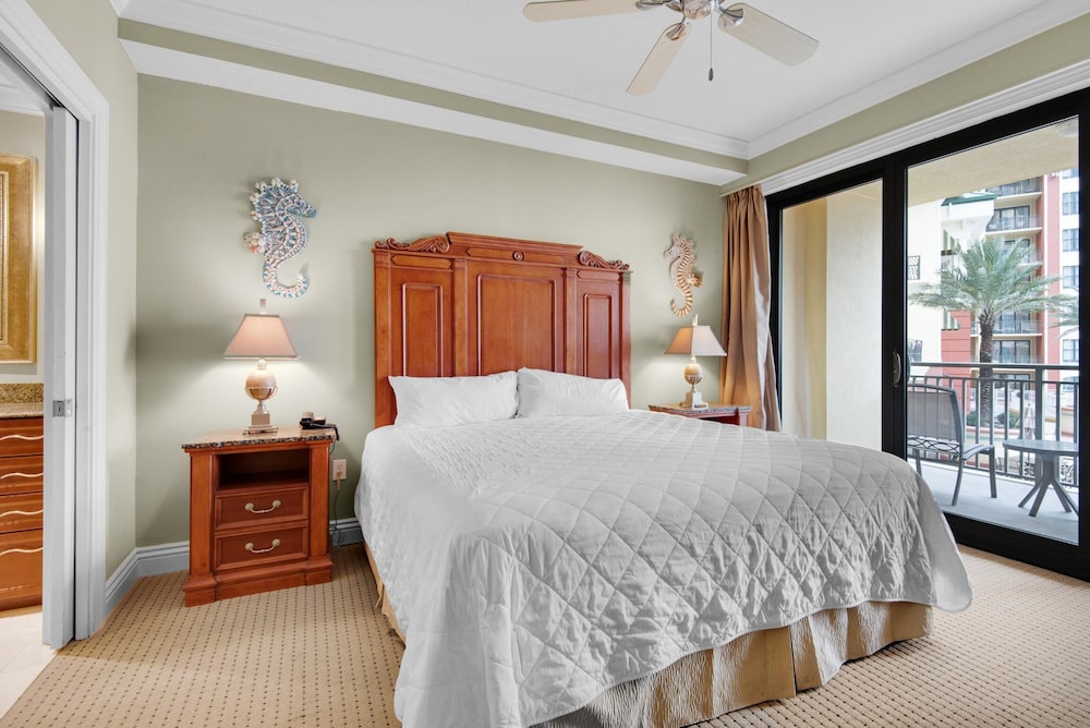 Condo, Multiple Beds (Emerald Grande W223) photo 1