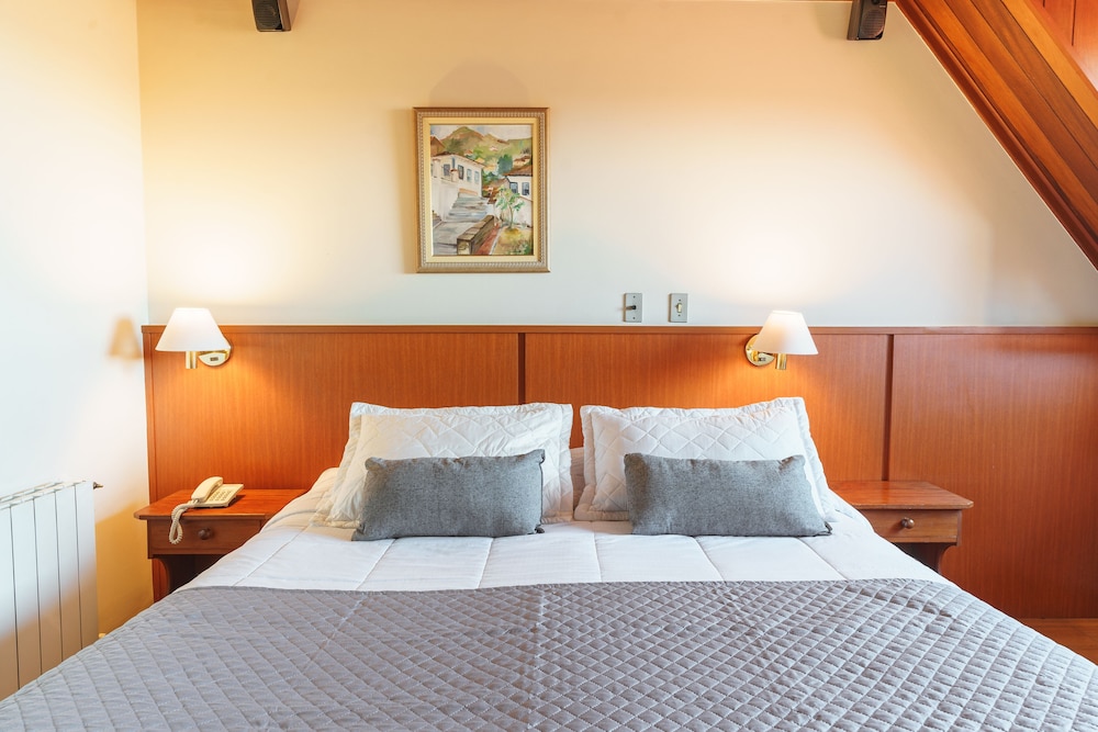 Standard Twin Room photo 3