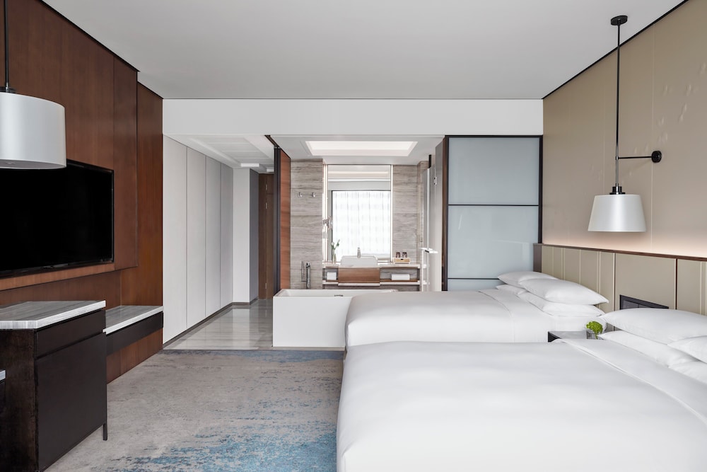 Executive Room, 2 Double Beds - Photo 3