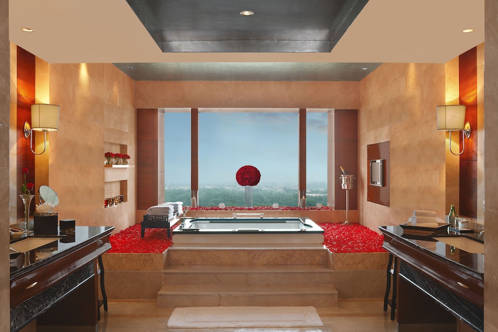 Presidential Suite photo