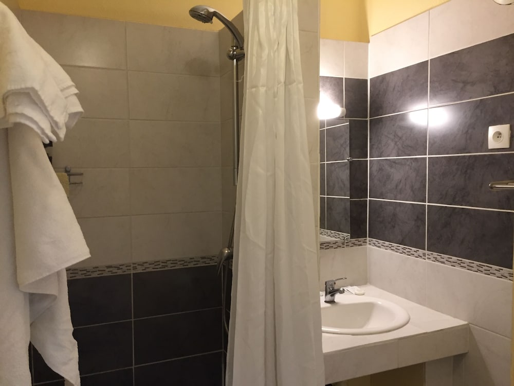 Business Double Room Single Use photo 3