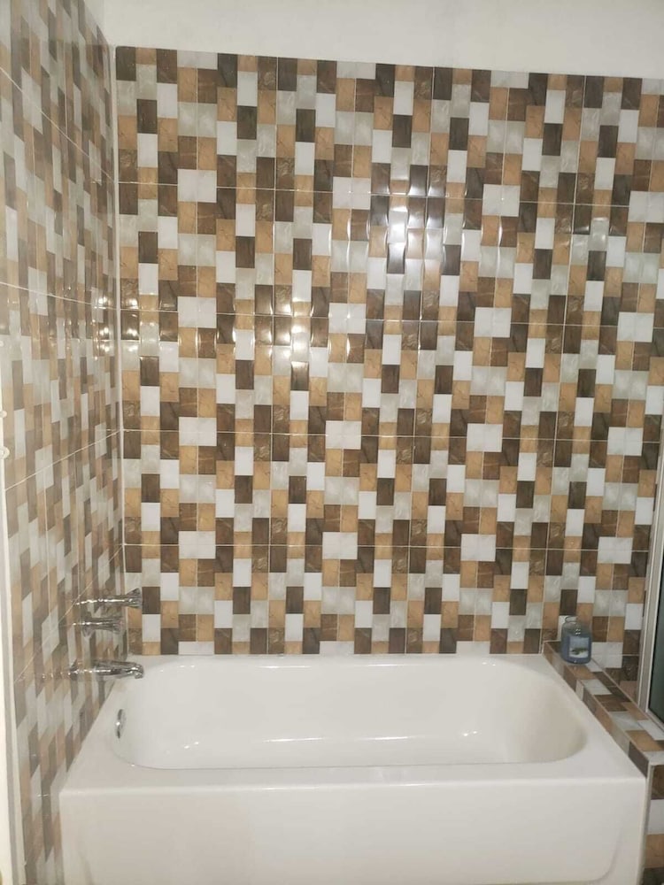 House, 3 Bedrooms, Smoking, Patio