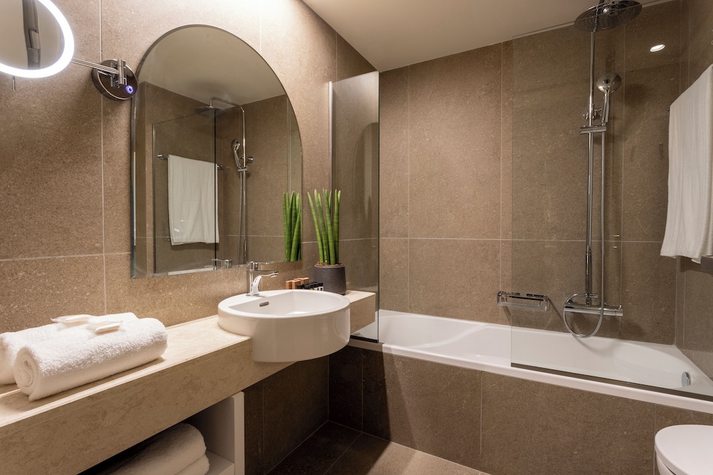 Family Room Open Plan - Photo 4
