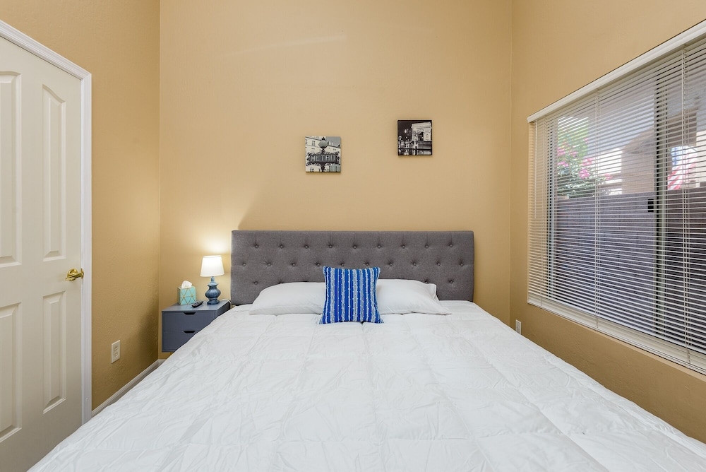 House, 3 Bedrooms photo 3