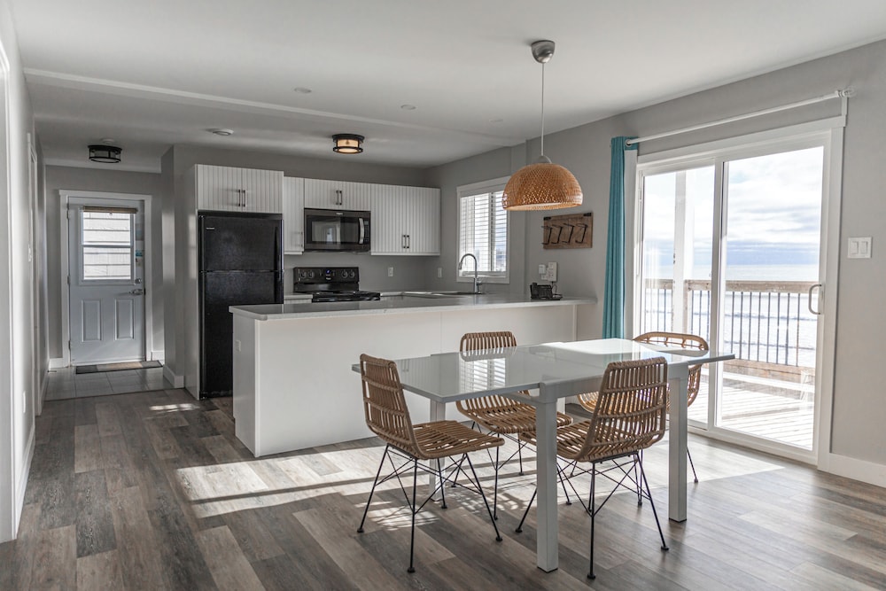 Deluxe Suite, Beachside photo 3