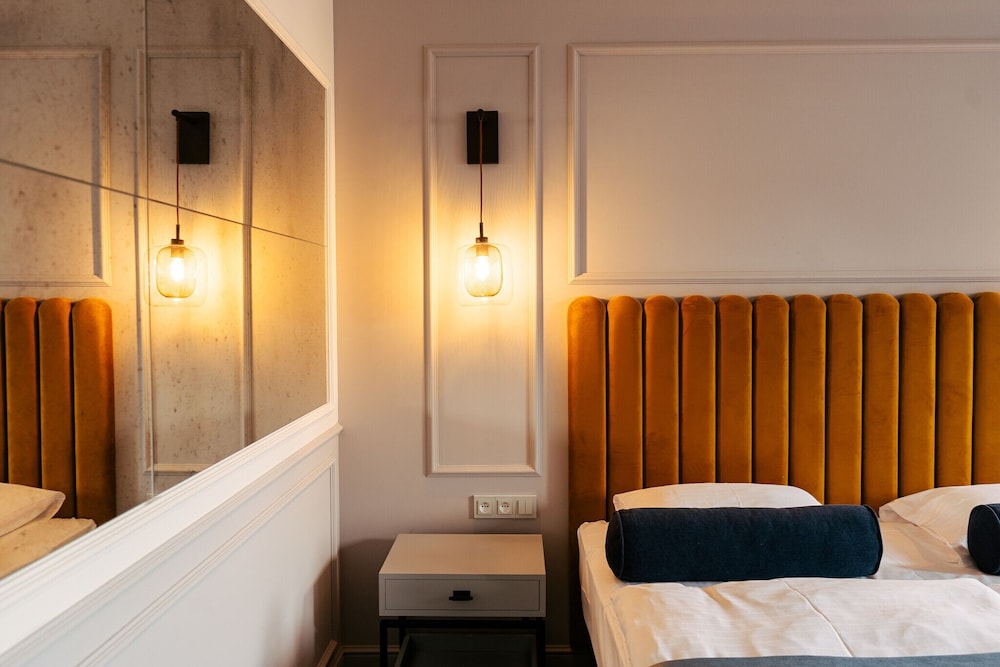 Junior Studio Suite