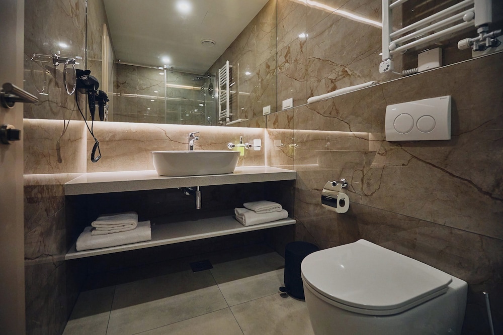 Superior Double Room - Photo 9