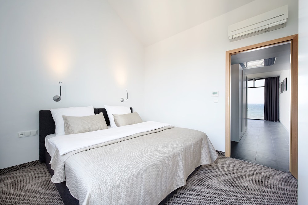 Exclusive Apartment, 2 Bedrooms, Sea View photo 1