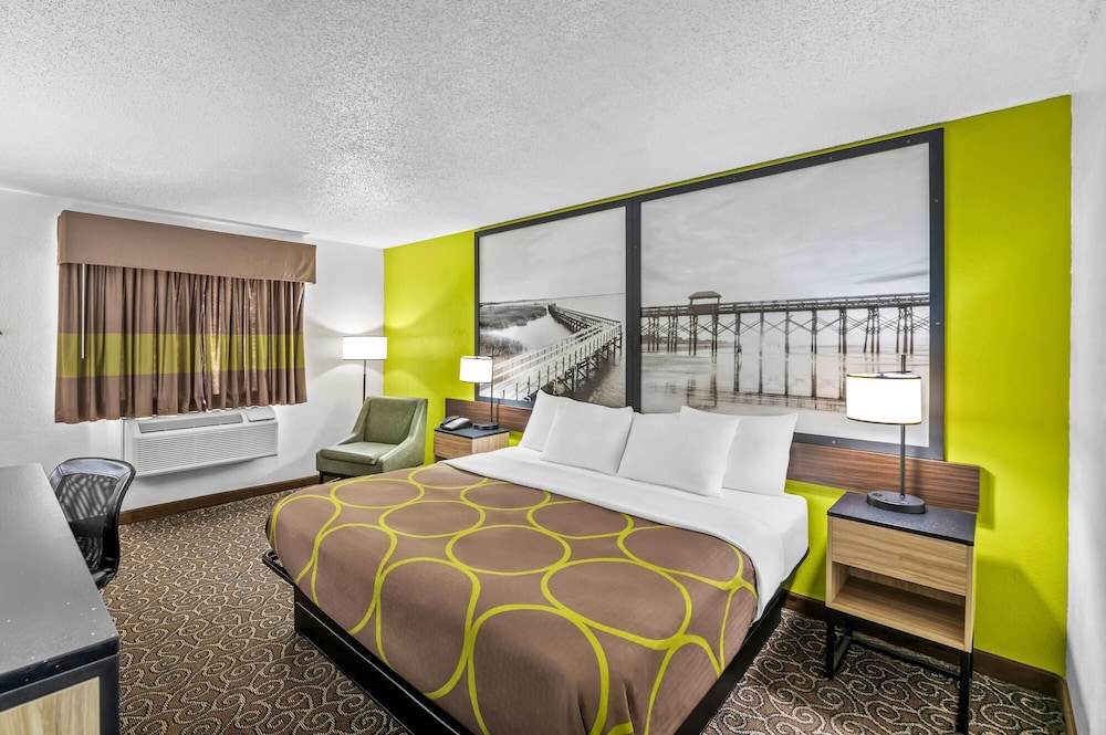 Room, 1 King Bed, Non Smoking - Photo 1