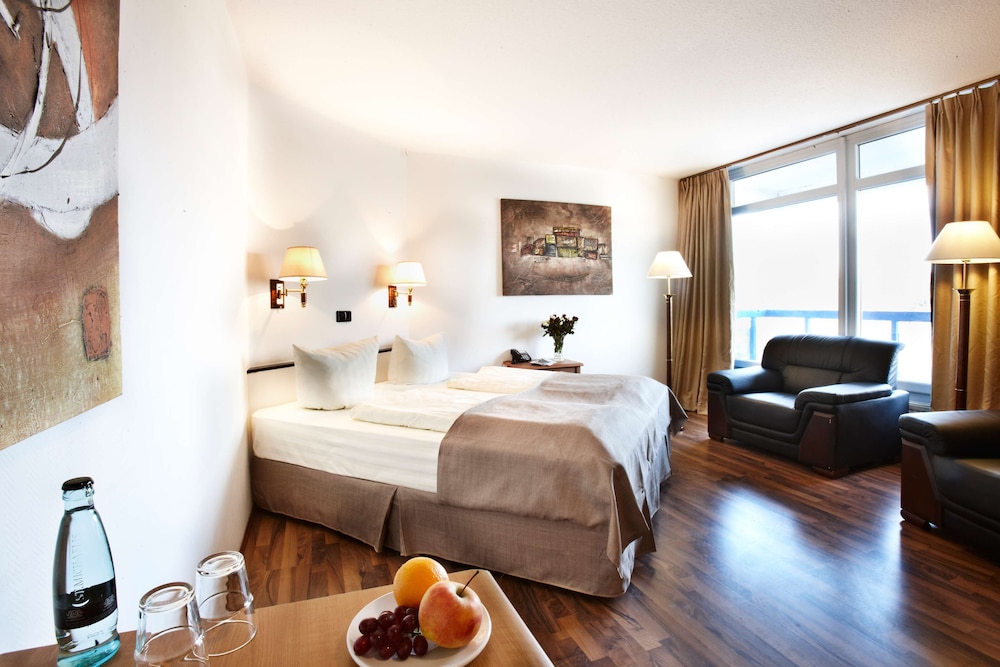 Standard Room, 1 Double Bed, Balcony photo 3