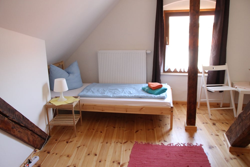 Basic Double or Twin Room photo 3