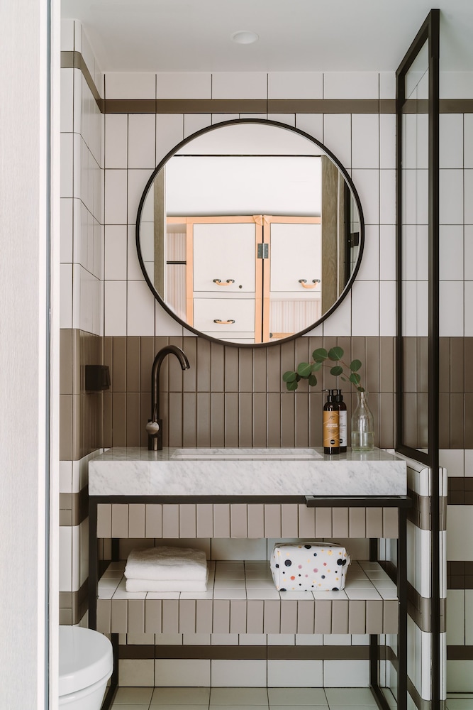 Classic Double Room - Photo 7