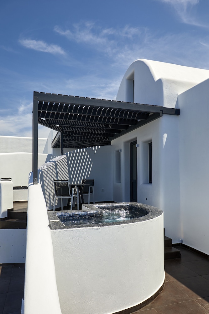 Premier Suite, Hot Tub - Photo 20