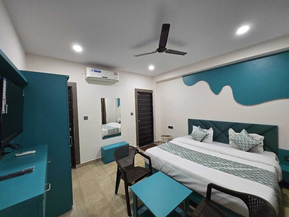 Superior Room, Balcony, Garden View