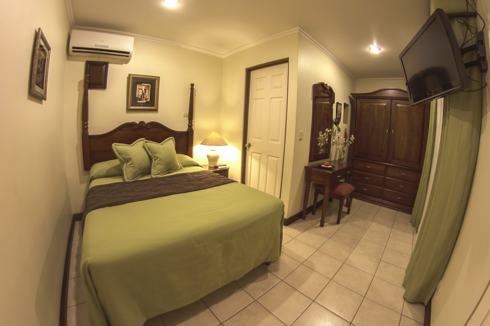 Deluxe Double Room, Pool View photo 1