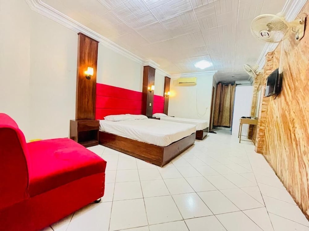 Executive Room