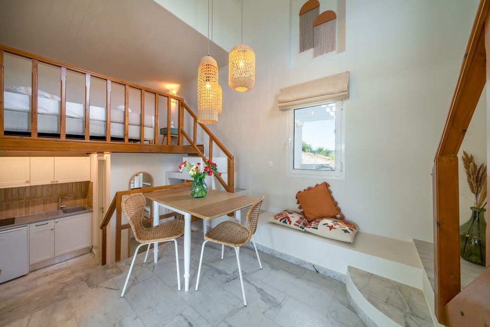 Double Room, Sea View, Mezzanine (06) photo 1