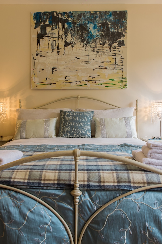 Deluxe Double Room, Hill View photo 1