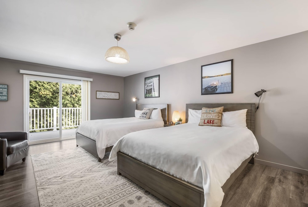 Room, 2 Queen Beds, Accessible, Non Smoking photo 1