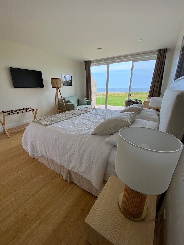 Deluxe Double Room, Ocean View, Beachside photo 1