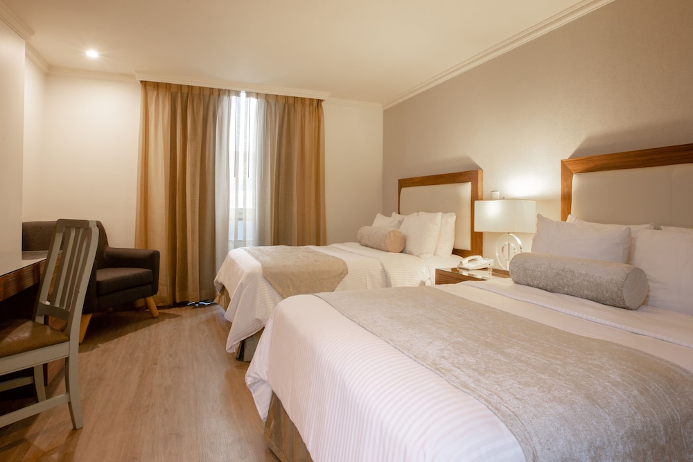 Superior Suite - Photo 1